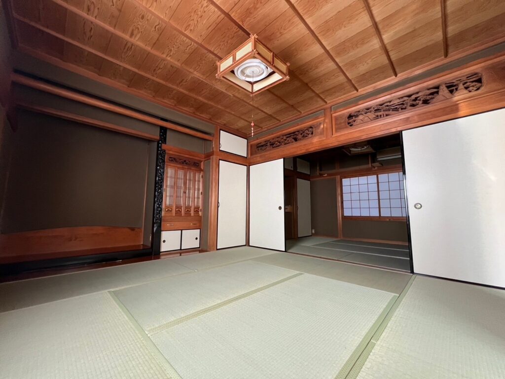 和室。イ草の香りが心地よい部屋でした
