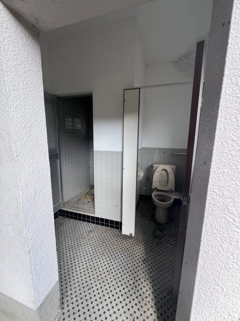 もう1つのトイレ